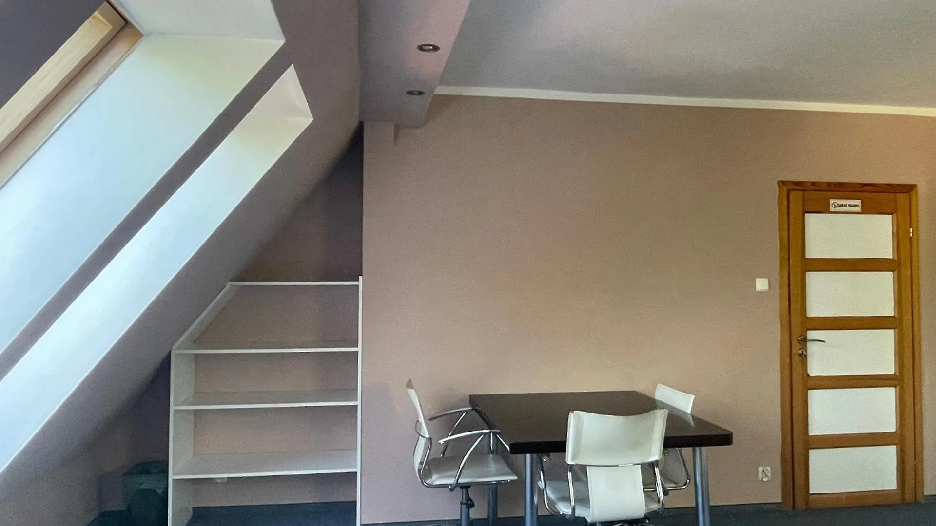 Pokoje Centrum سوبوت 0*,